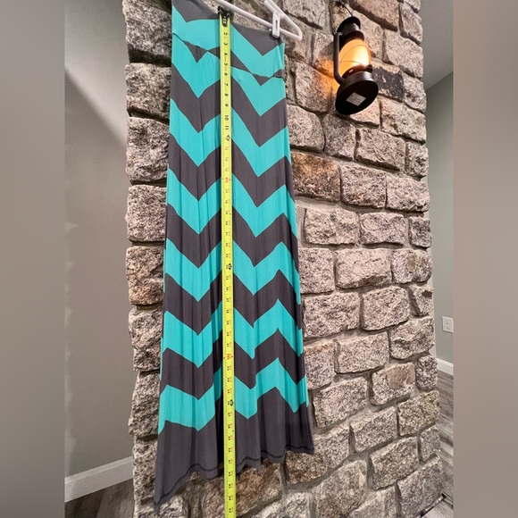Rue21 Maxi Skirt - size XS - Turquoise/Gray - Picture 2 of 4